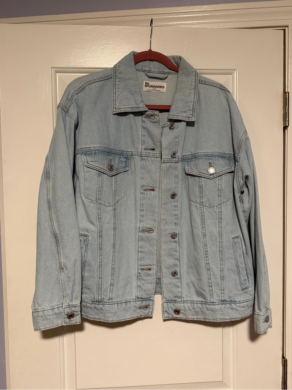 No Boundaries OVERSIZED Light Wash Denim Jacket - Light Blue NWOT